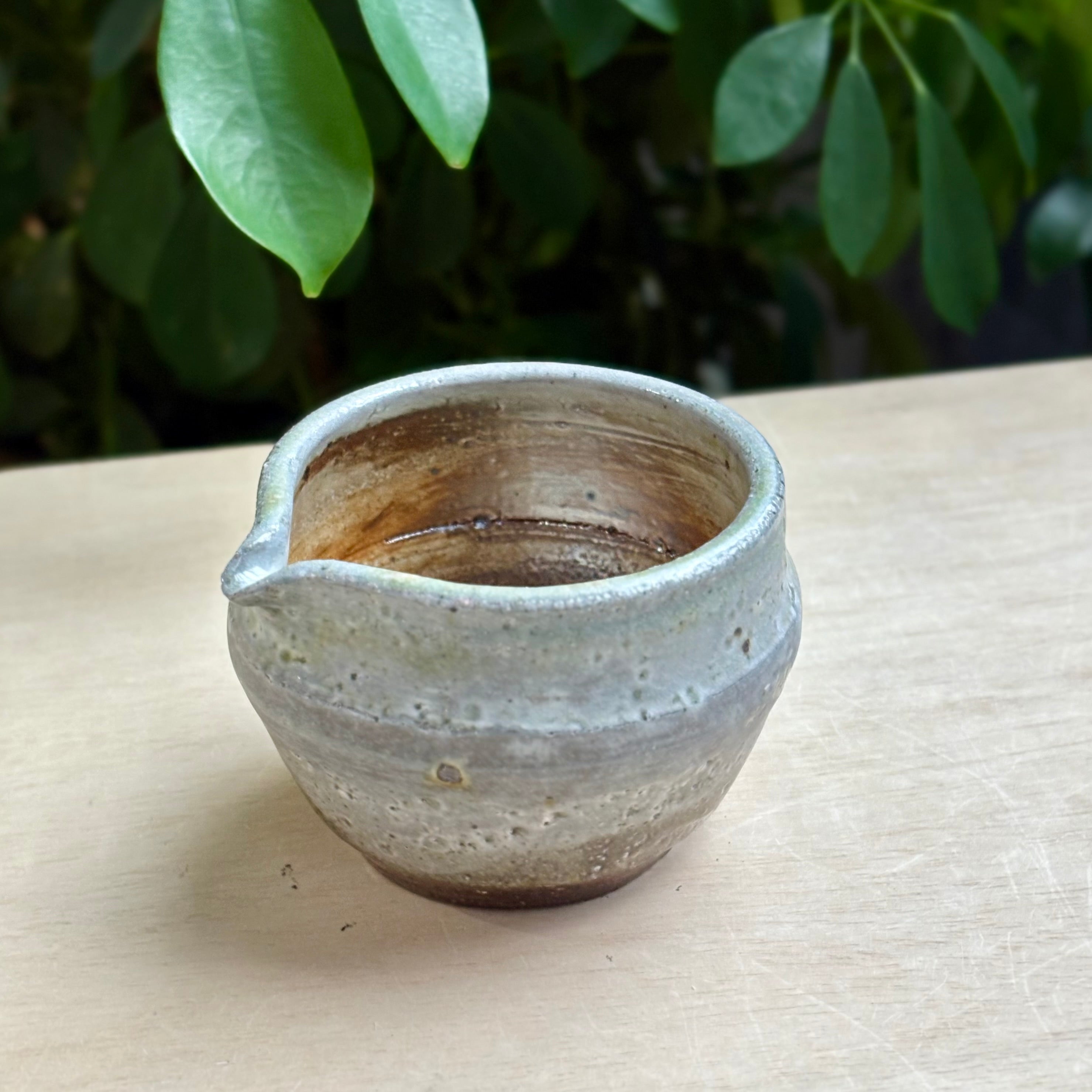 大村剛 Ceramic Katakuchi – Rusted Iron Handmade Japanese Ceramic Katakuchi (Pouring) Bowls | Hashi Online