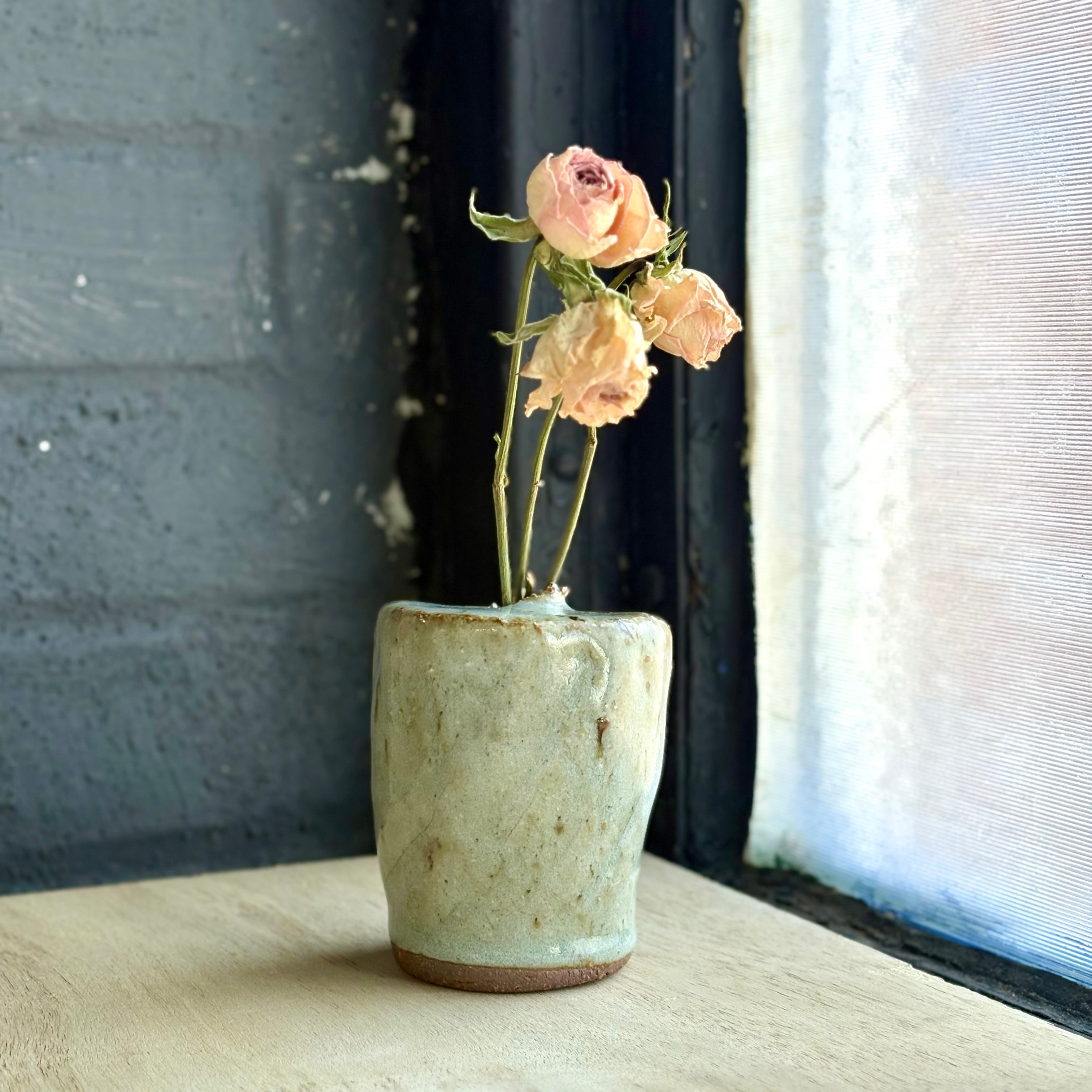 Andy Vlock Nerikomi Bud Vase with Dolomite Glaze – Hashi Pottery