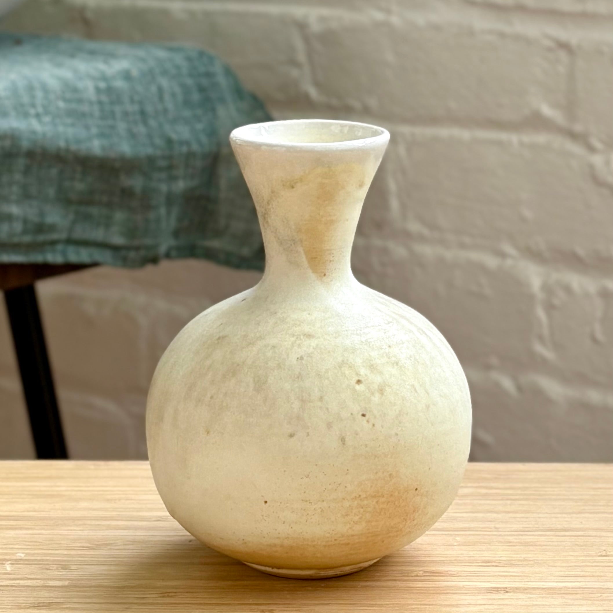 Handmade Japanese Ceramic Bud Vases | Hashi Online – Hashi